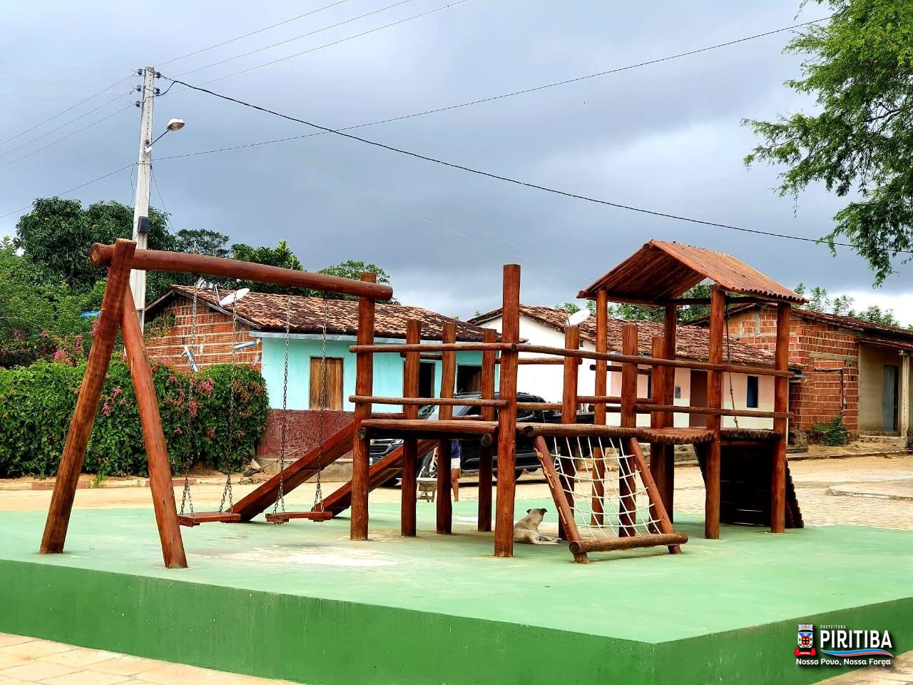 Parques de exterior  Parque infantil, Diversão infantil, Projeto de  pracinha